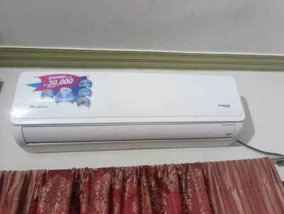 Dowlance elegance inverter 1.5 AC Condition like new urgent for sale
