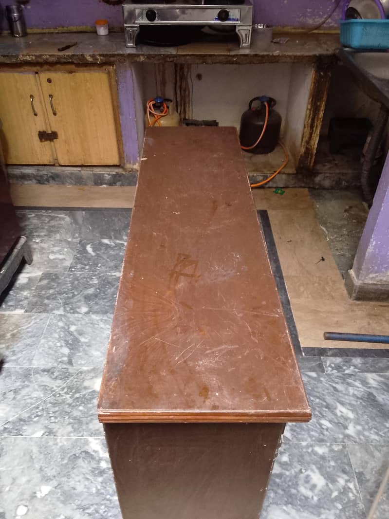 dressing aik side table 2