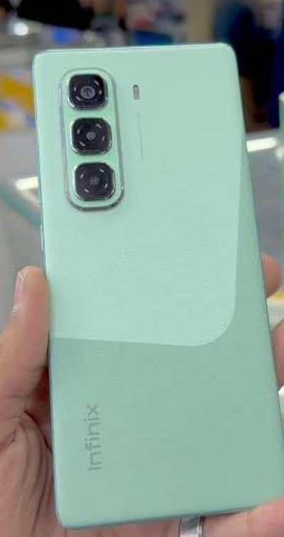 Infinix hot 50pro plus