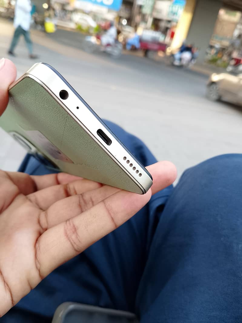 Tecno Spark 20C 2