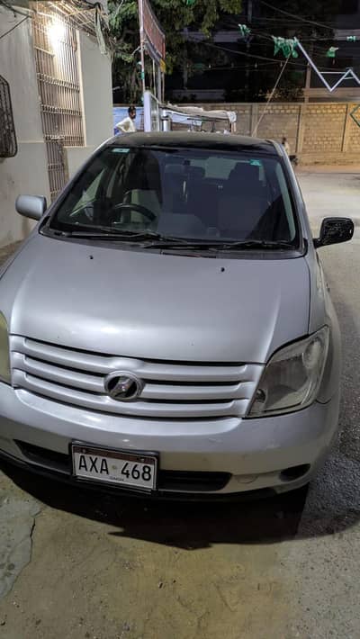 Toyota IST 2006