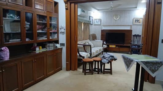 FOR SALE: WELL-MAINTAINED 100 SQ YD BUNGALOW PRIME LOCATION NEAR KORANGI ROAD, KARACHI
