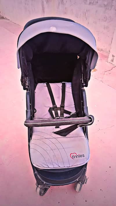 Preloved Baby Foldable Stroller (Pram) for Sale – Excellent Condition