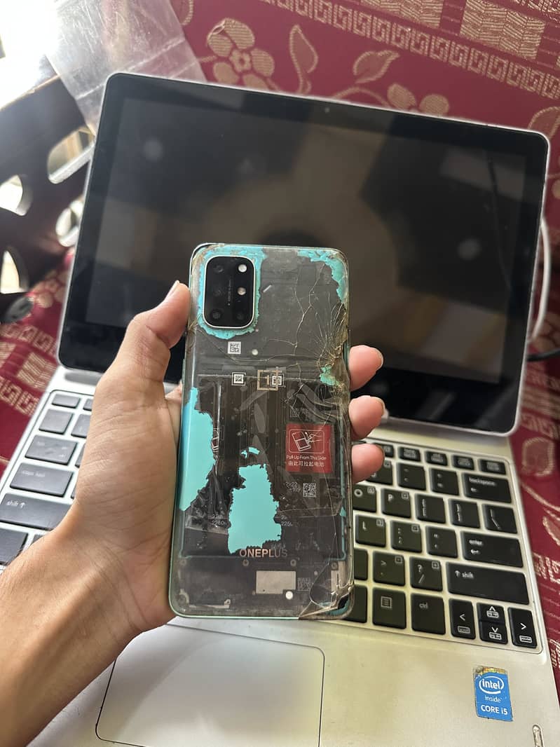 One Plus 8T 6