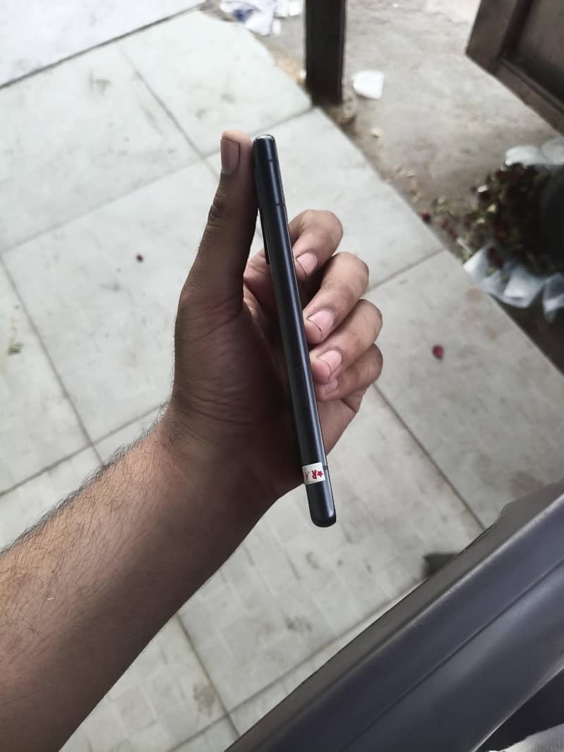 Google Pixel 7a 5