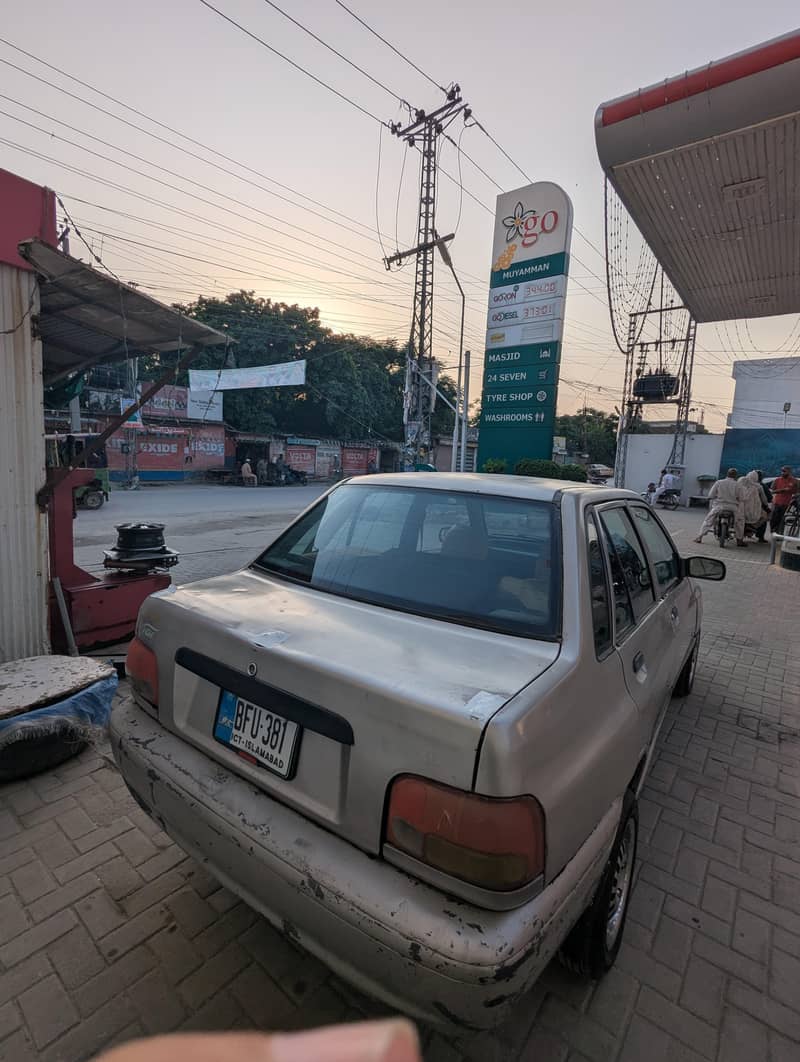 KIA Classic 2002 4