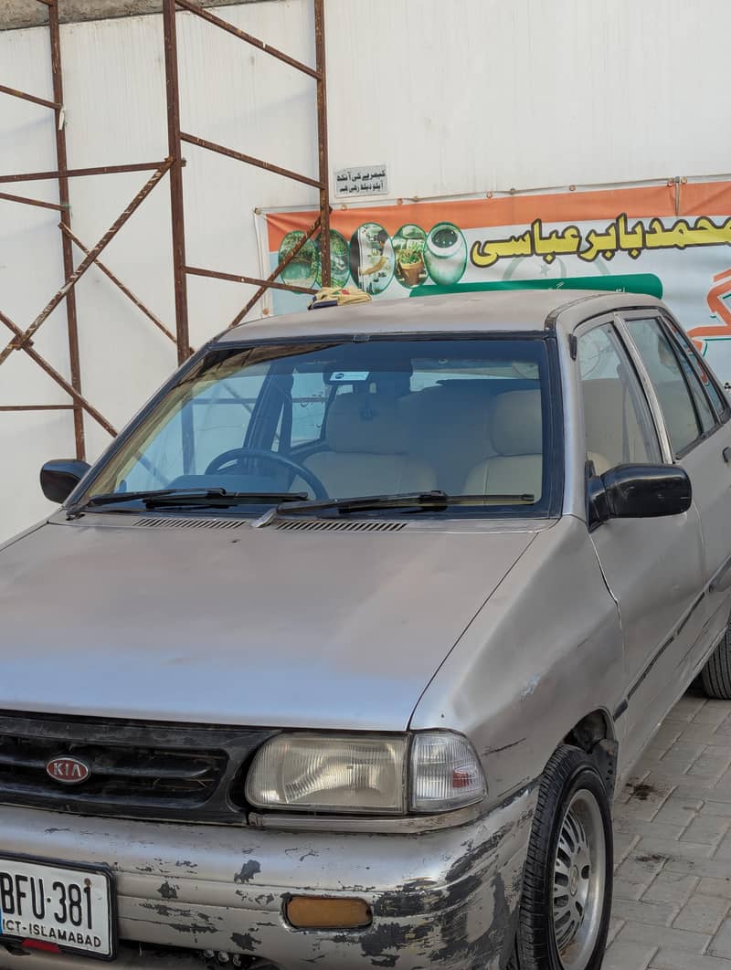 KIA Classic 2002 11