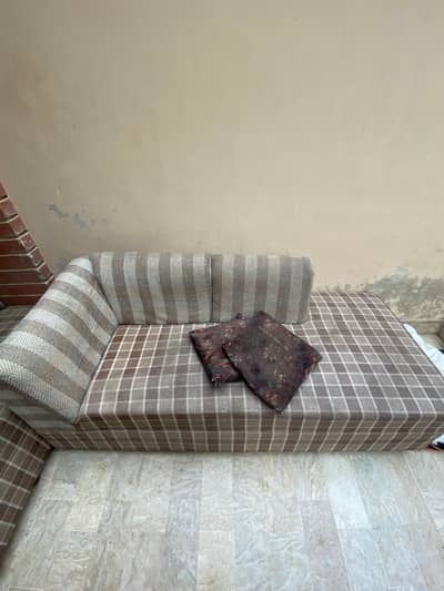 L shape sofa mint condition