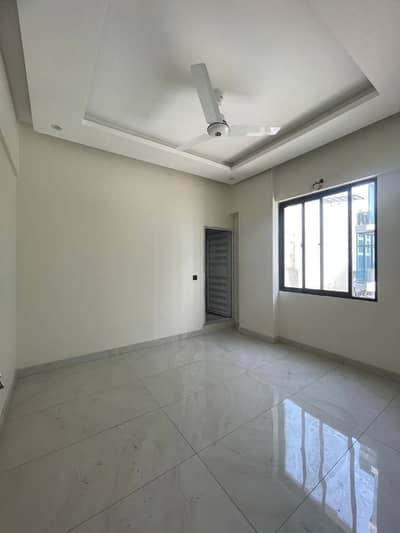 FOR SALE: BRAND NEW APARTMENT WITH LIFT NISHAT COMMERCIAL, DHA PHASE 6, KARACHI