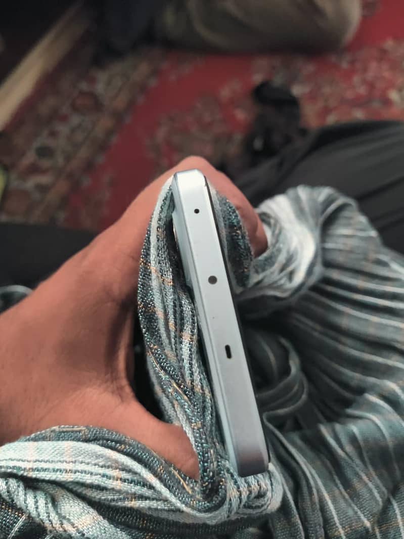 One Plus Ace 2V 6