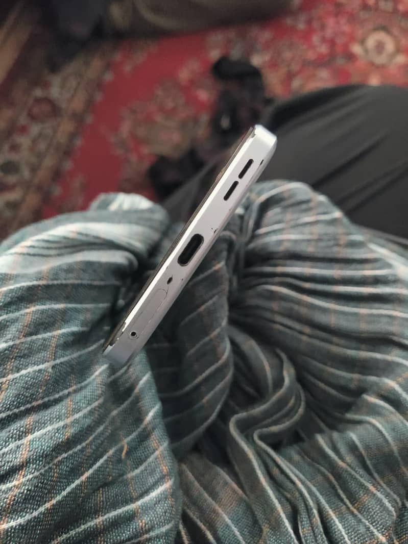 One Plus Ace 2V 8