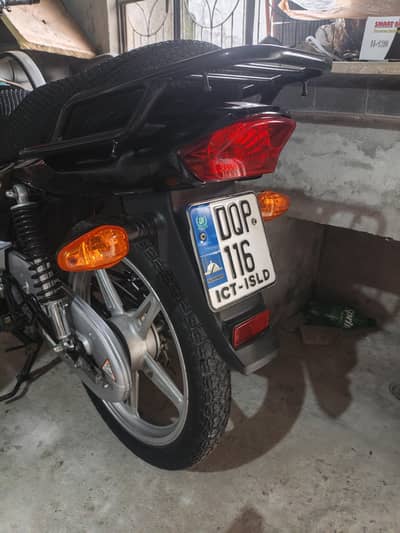 GD Suzuki 110 no scratch new condition one hand use