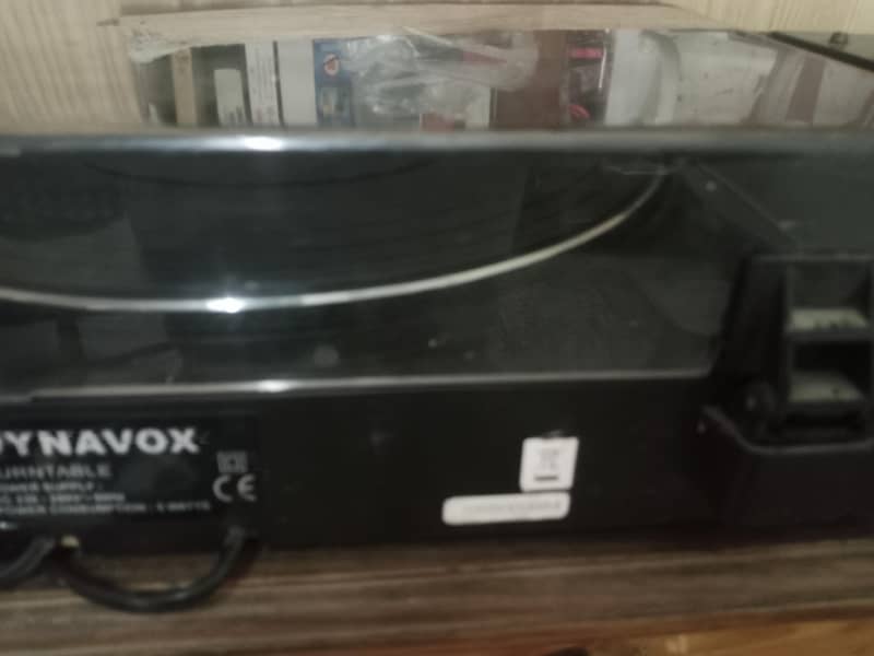 DYNAVOX TURNTABLE 7