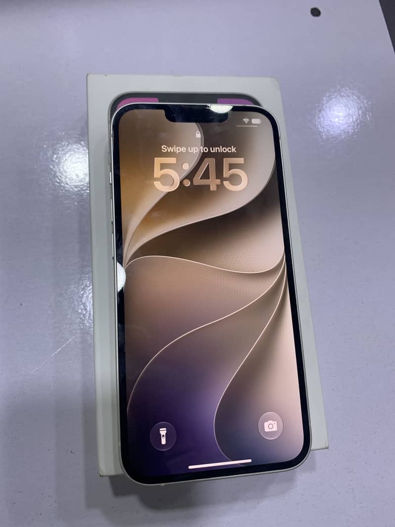 Apple iPhone 14 2
