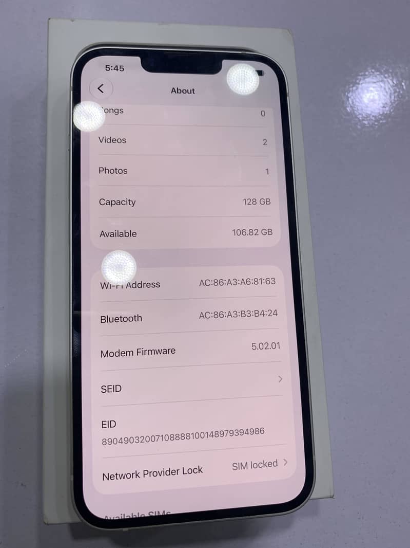 Apple iPhone 14 3