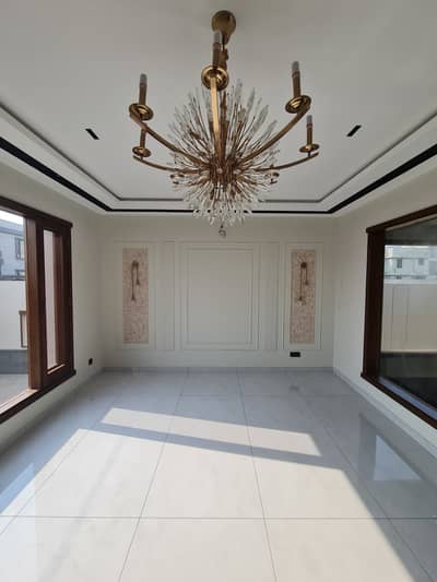 FOR SALE: PREMIUM SLIGHTLY USED 3+3 BEDROOM BUNGALOW DHA PHASE 6, KARACHI