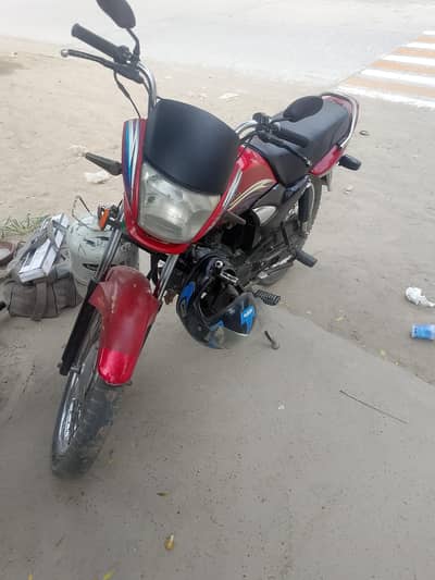 Honda prider 13