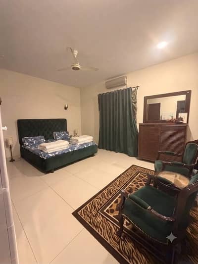 FOR RENT: LIGHTLY USED 300 SQ YD 5-BEDROOM BUNGALOW WITH BASEMENT DHA PHASE 8, ZONE A, KARACHI
