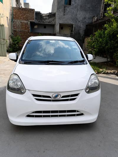 Daihatsu Mira 2013