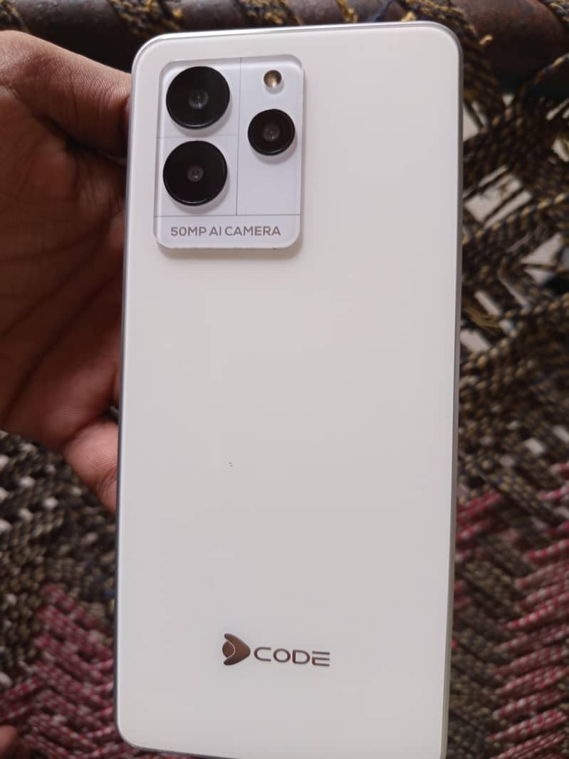 Dcode Bold 3 0