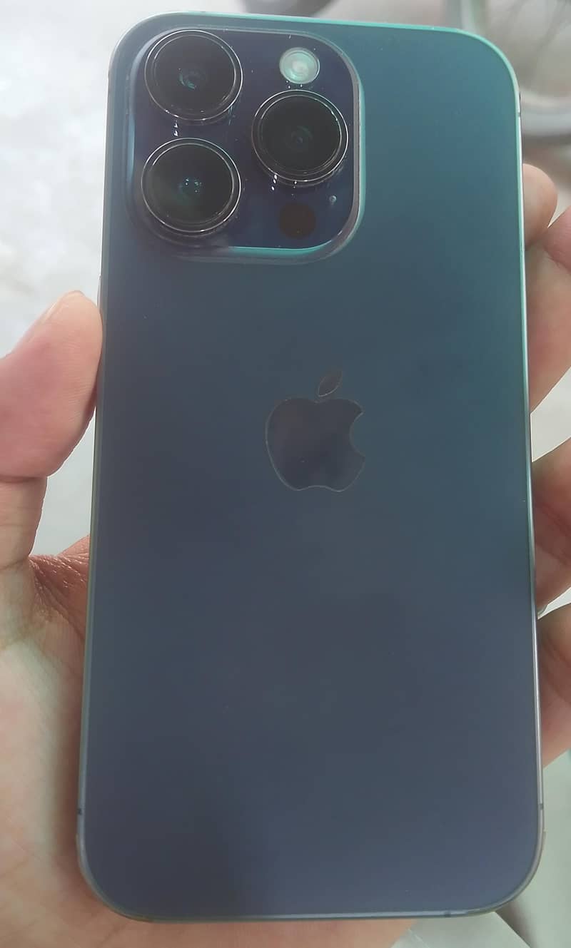 Apple iPhone 14 Pro 4