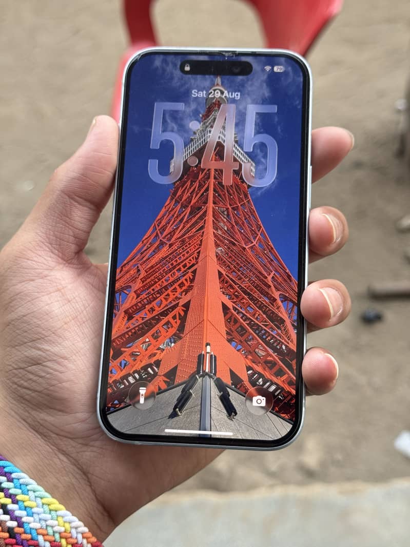 Apple iPhone 15 1