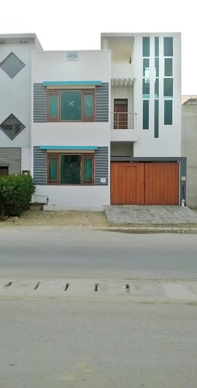 PRIME 100 SQ YD 4-BEDROOM BUNGALOW FOR SALE ON MAIN AZIZ BHATTI STREET, DHA PHASE 7 EXTENSION, KARACHI