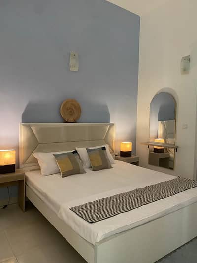 BRAND NEW FULLY FURNISHED 120 YARD BUNGALOW FOR RENT IN STAFF LANE DHA PHASE VIII ZONE B