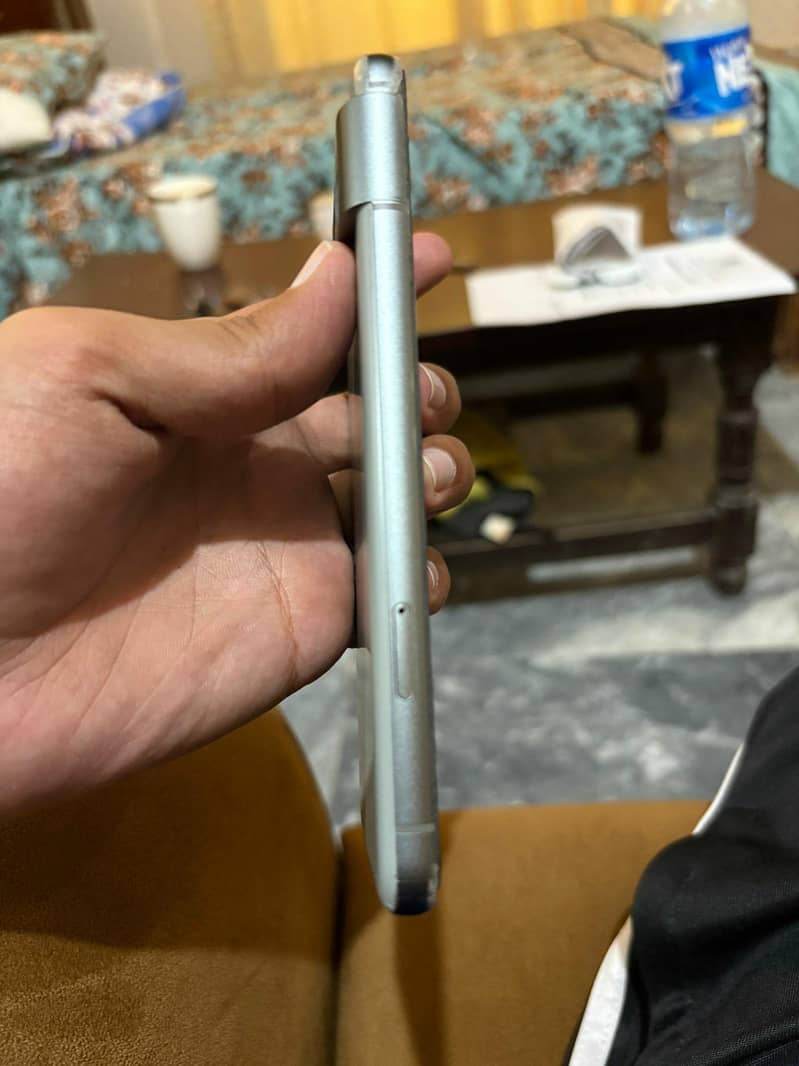 Google Pixel 8 0