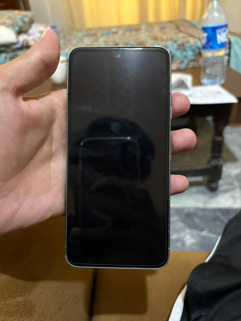 Google Pixel 8 3