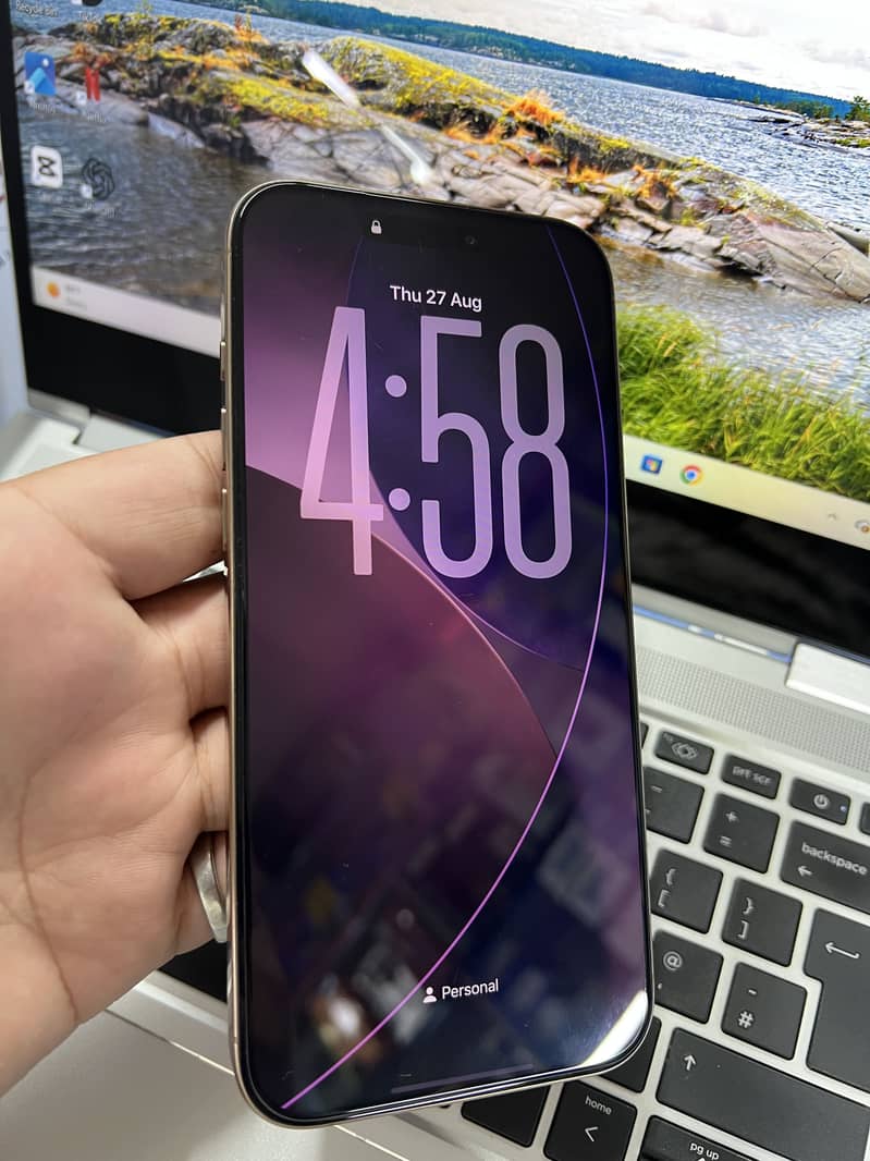 Apple iPhone 16 Pro Max 5