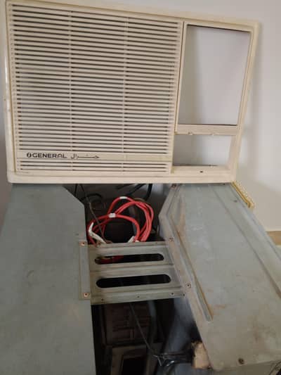 GENERAL WINDOW AC ORIGINAL 1.5 TON EXCELLENT CONDITION