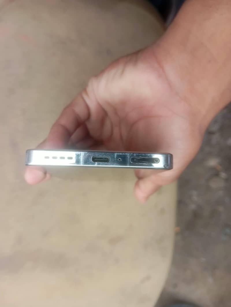 Infinix Note 40 2