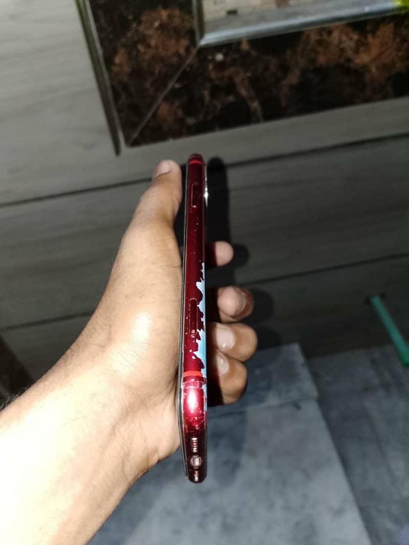 Apple iPhone 11 3