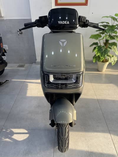 Yadea epoc h 10/10 urgent sale