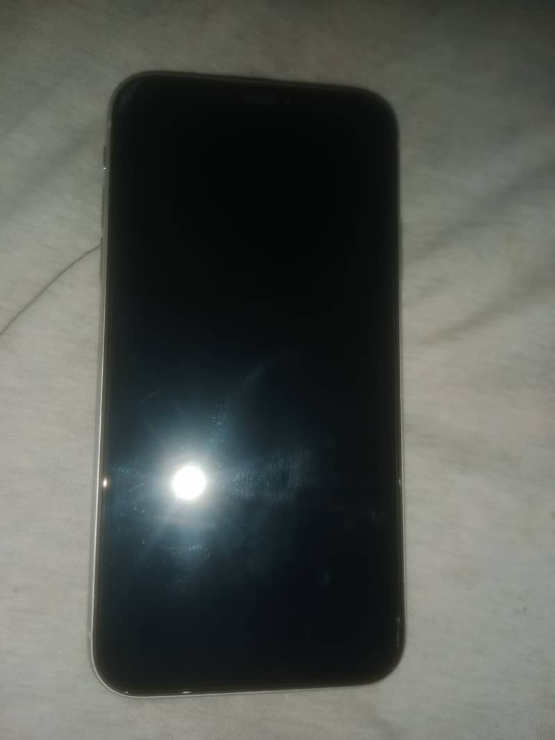 iPhone 11 10/10 2