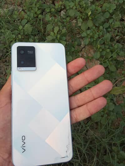Vivo y21