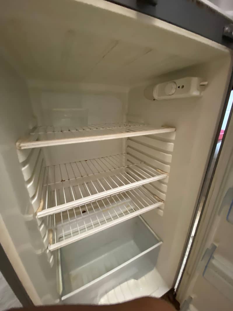 Haier fridge 4