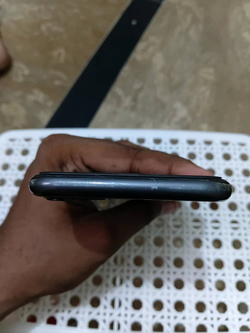Apple iPhone 11 6
