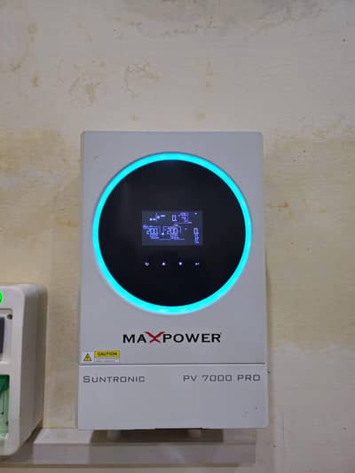 Max power hybrid inverter PV 7000 pro urgent for sale