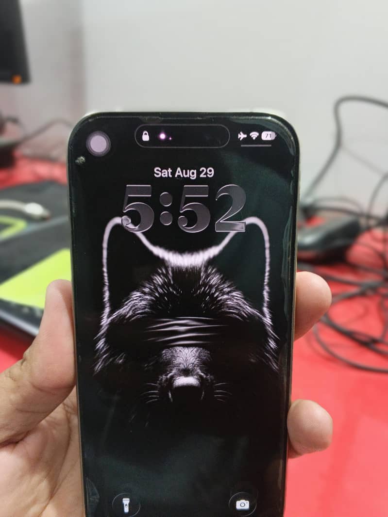 Apple iPhone 15 Pro 2