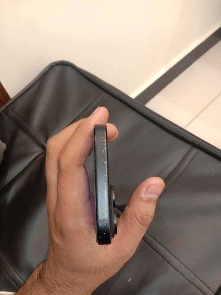 Apple iPhone 15 5