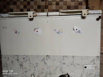 invertor deep-freezer 15 cubic feet.