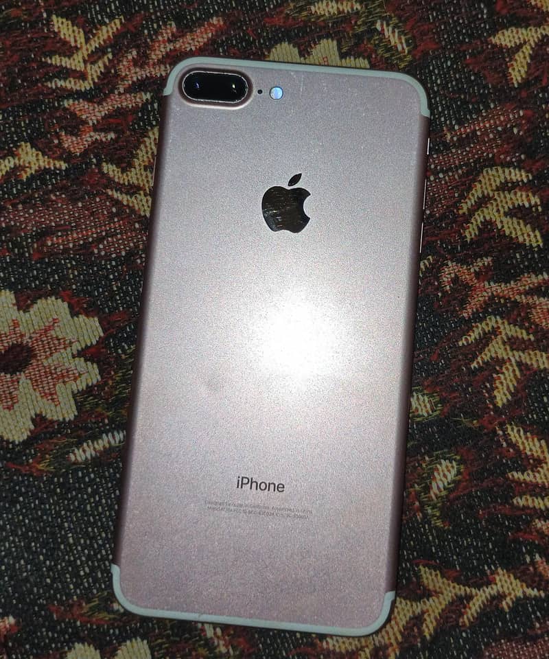 Apple iPhone 7 Plus 0