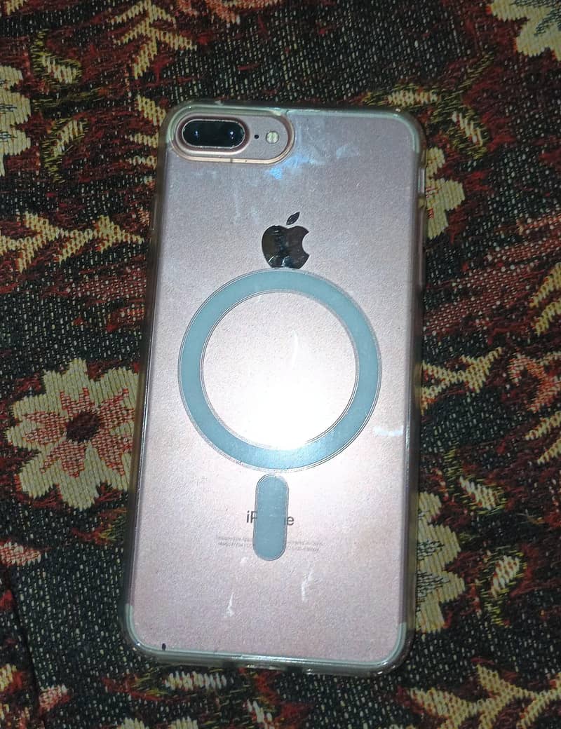 Apple iPhone 7 Plus 2