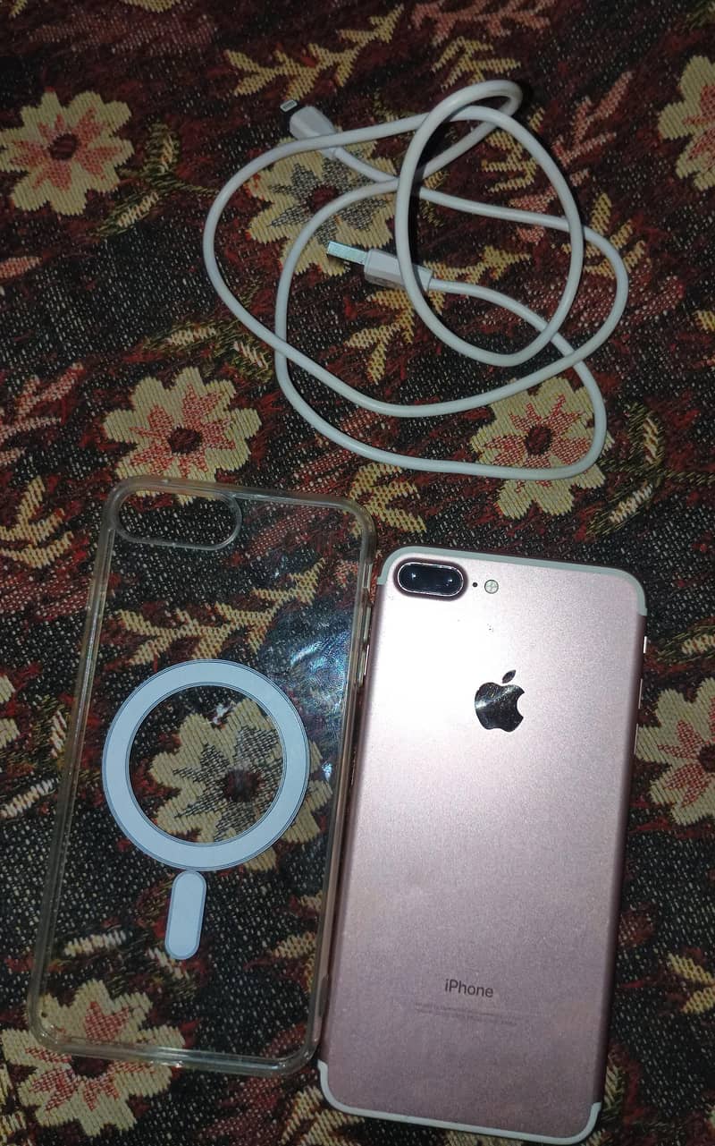 Apple iPhone 7 Plus 3