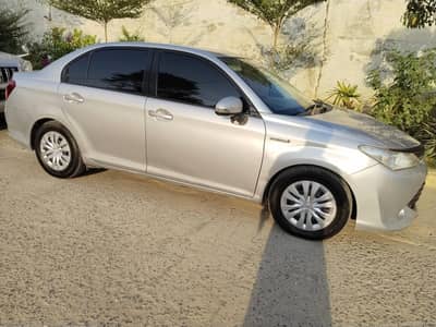 Toyota Corolla Axio 2015