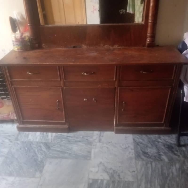 dressing table 1