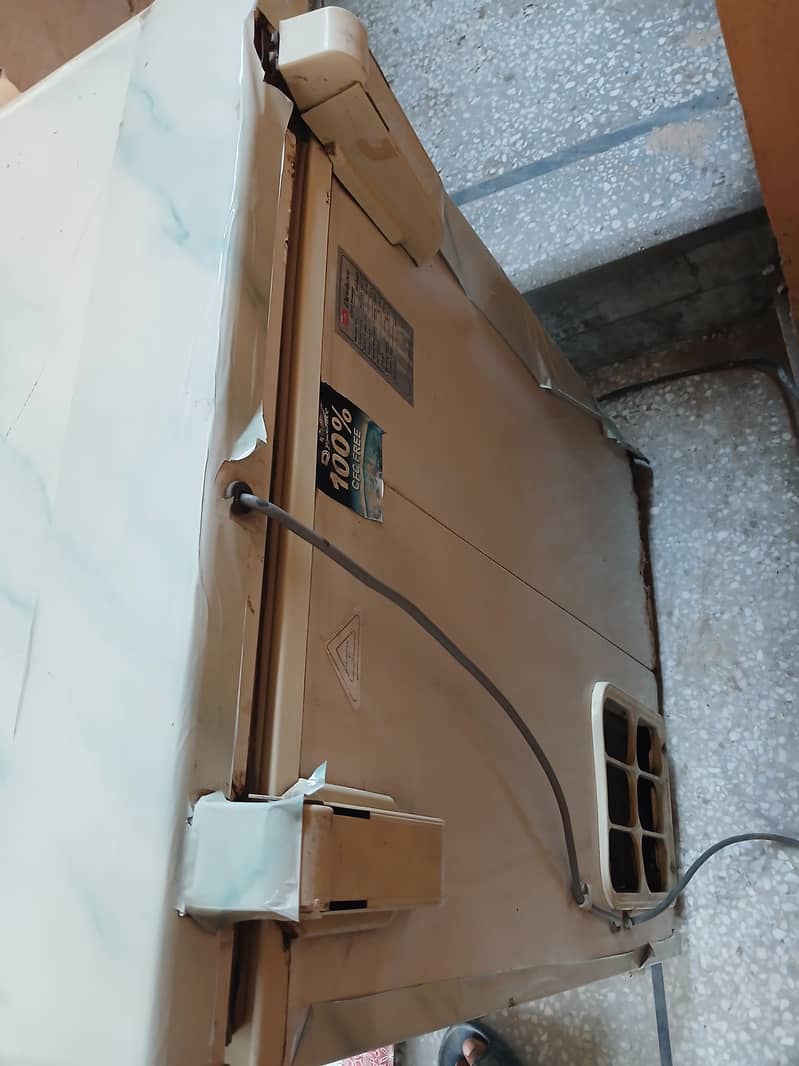 Dawlance DF-200P 2