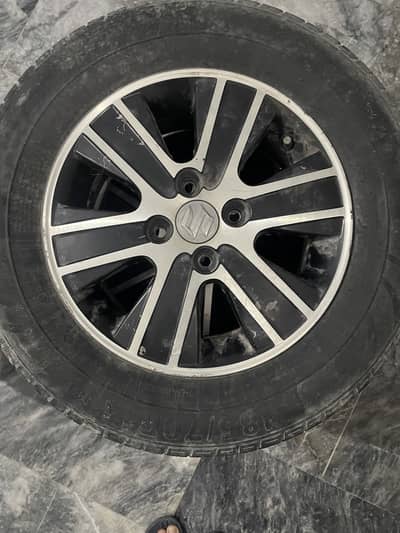 R14 rim and tyres